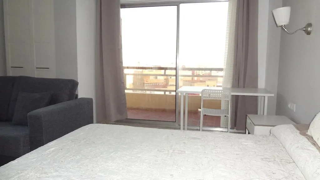 Hotel Carlos I トレモリノス 2*,